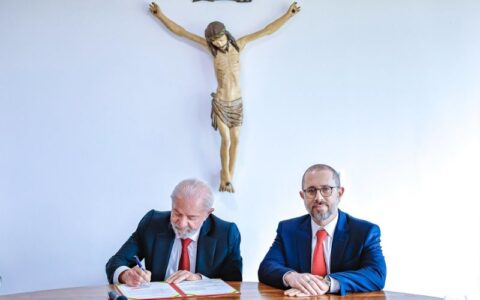 medicos-dizem-que-lula-tem-cap