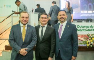 prefeito-anuncia-permanencia-d