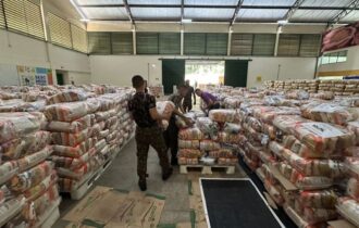 Comunidades receberam alimentos e kits para tratamento de água - Foto: Divulgação/Fepiam