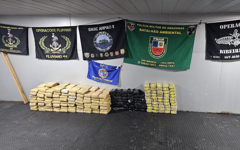 cerca-de-250-kg-de-maconha-sao