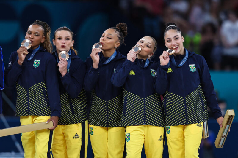 rebeca-andrade-destaca-medalha