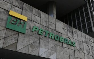 Direção da Petrobras dá explicações ao conselho sobre os preços dos combustíveis