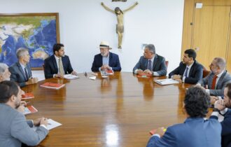 governo-reforca-que-nao-abre-m