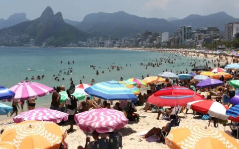 pre-carnaval-de-dois-meses-pod