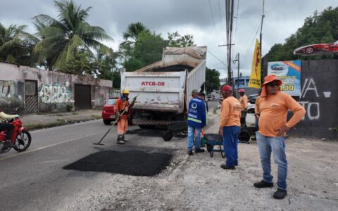 Trecho do bairro Redenção recebe obras de recuperação asfáltica da Prefeitura de Manaus