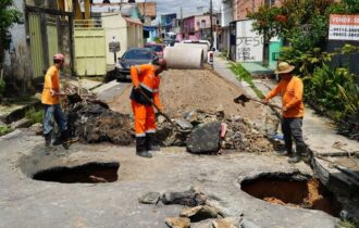 Obra emergencial fecha crateras e restaura drenagem no Coroado