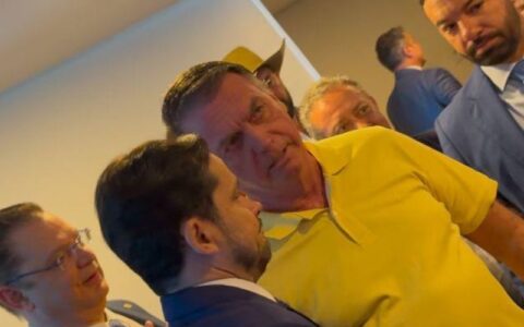 de-atestado-alberto-participa-
