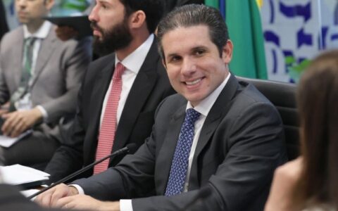 hugo-motta-libera-deputados-pa