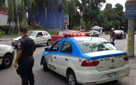 Justiça manda soltar mototaxista e universitário baleado no Rio