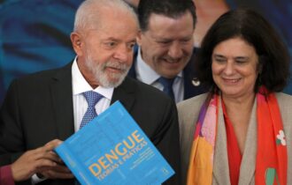 lula-anuncia-primeira-vacina-1