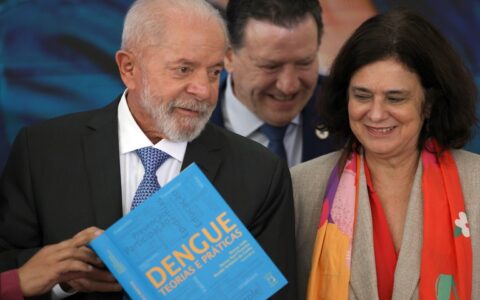 lula-anuncia-primeira-vacina-1