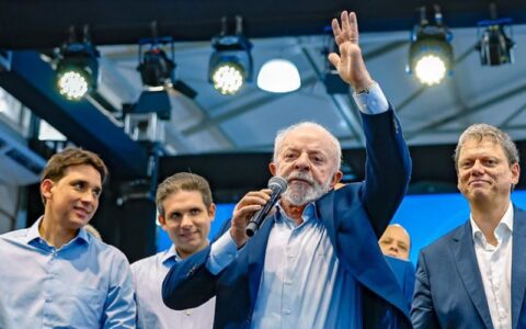 lula-enaltece-parcerias-com-ta