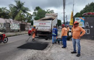 Trecho do bairro Redenção recebe obras de recuperação asfáltica da Prefeitura de Manaus