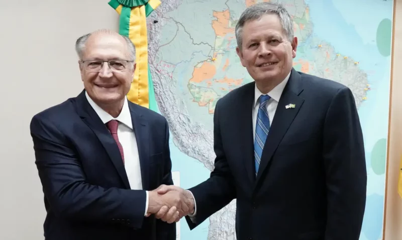 alckmin-recebe-senador-america