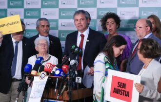 aliados-do-governo-lula-defend