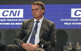 bolsonaro-desdenha-de-nikolas-
