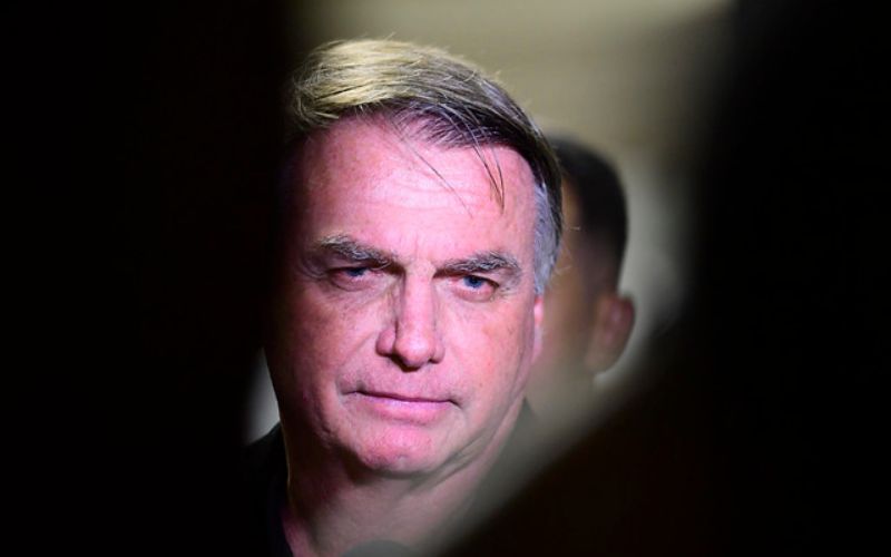 bolsonaro-vai-ao-senado-e-pres