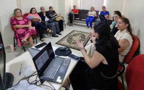 encontro-discute-estrategias-v