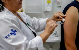 saude-vacinas-contra-a-dengue-