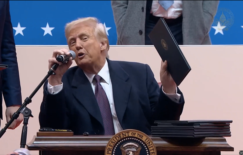 trump-reforca-critica-aos-pais