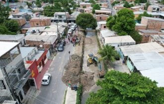 cerca-de-mil-familias-recebem-