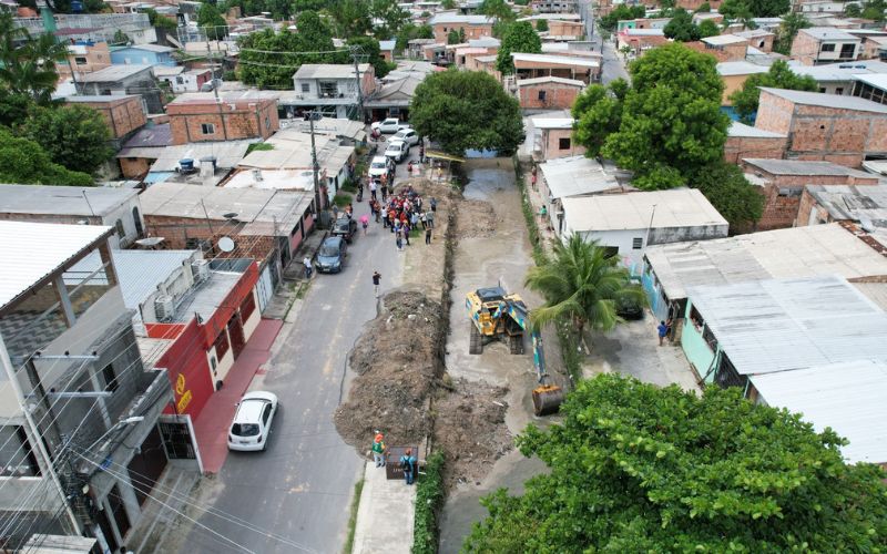 cerca-de-mil-familias-recebem-