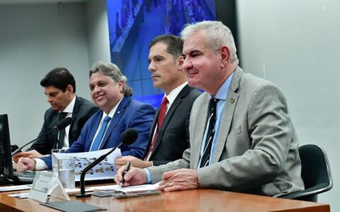 cmo-anuncia-votacao-do-orcamen