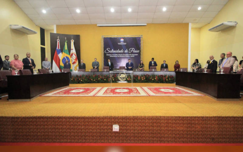 (Foto: Hirailton Gomes e Steven Conte) Nova Diretoria da AAMP toma posse em solenidade no MPAM