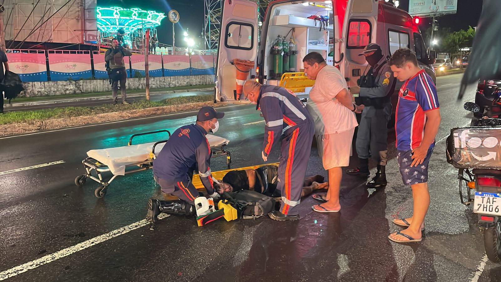 (Foto: Reprodução / redes sociais) Pedestre é atropelado na Avenida Mário Ypiranga