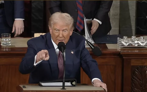 trump-adia-taxas-para-automove