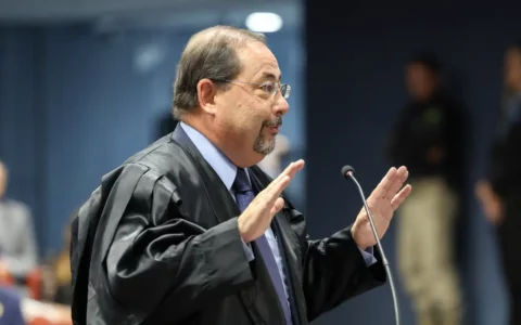 Defesa de Bolsonaro afirma que ele não conhecia o plano de golpe