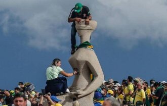 arrependida-mulher-que-pichou-