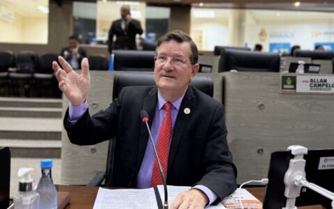ze-ricardo-critica-manifestaca