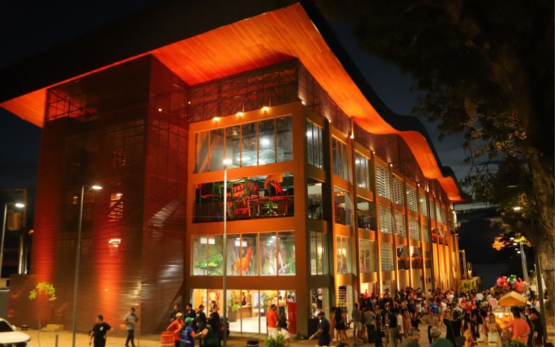 (Fotos - Dhyeizo Lemos / Semcom e Clóvis Miranda/Semcom) 1 ano do Mirante Lúcia Almeida: “maior prédio construído após o Teatro Amazonas”, diz David Almeida