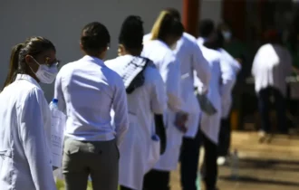 apos-pressao-de-estudantes-de-