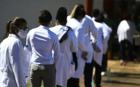 apos-pressao-de-estudantes-de-