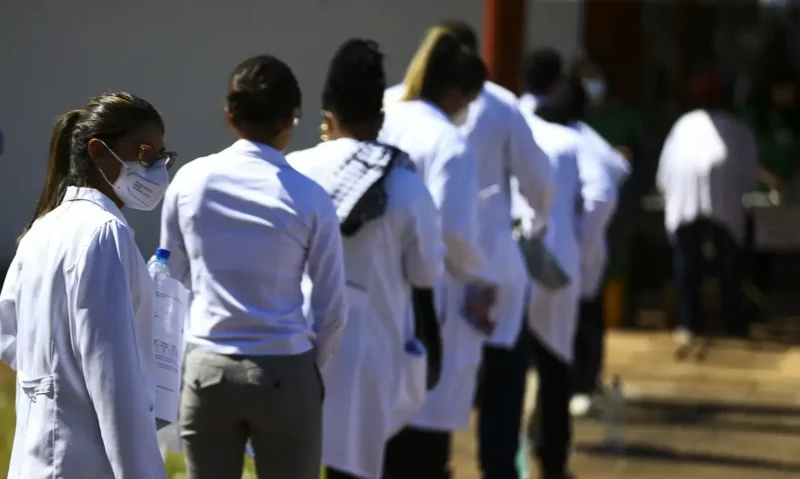 apos-pressao-de-estudantes-de-