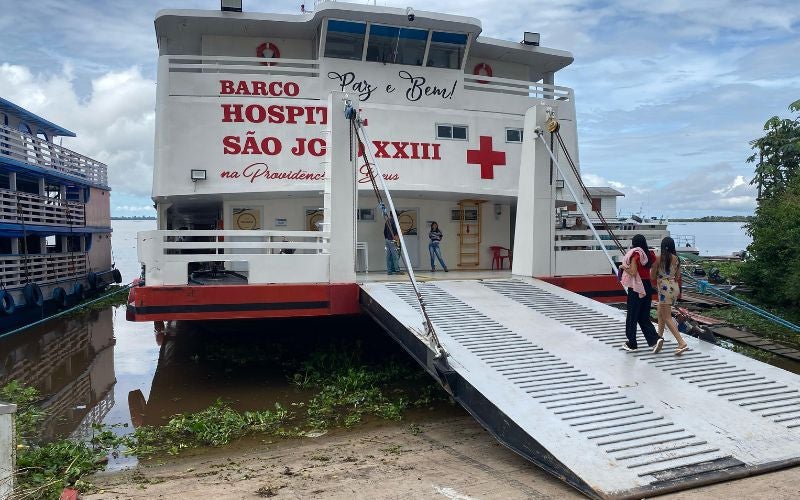 Barco Hospital São João XXIII retoma atendimentos em Itacoatiara