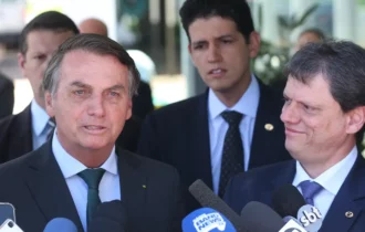 bolsonaro-apresenta-lista-com-
