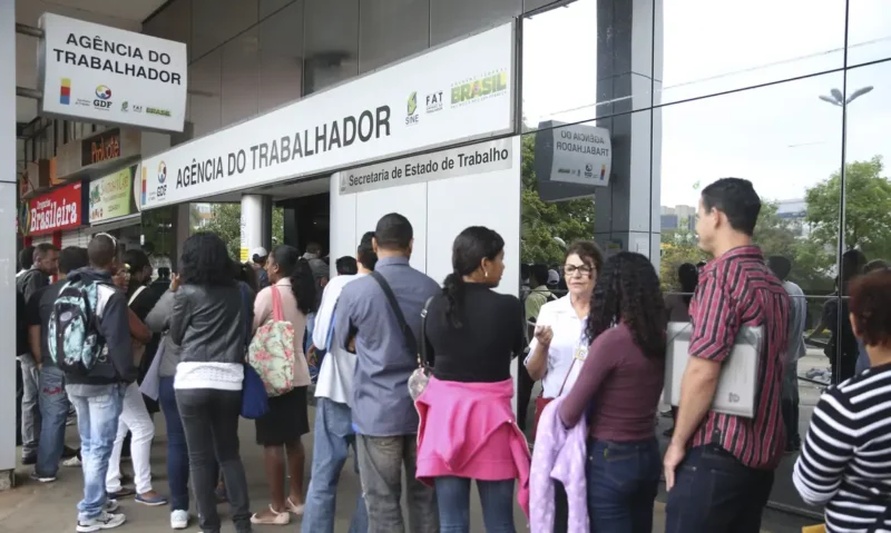 (Foto: José Cruz/Agência Brasil)
Brasil registra 7% de desemprego, o menor para o período