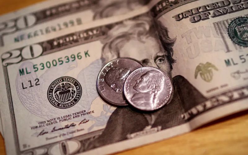 Foto: Reuters/Mike Segar/Proibida reprodução Dólar sobe para R$ 5,91 com novas ameaças de Trump à China