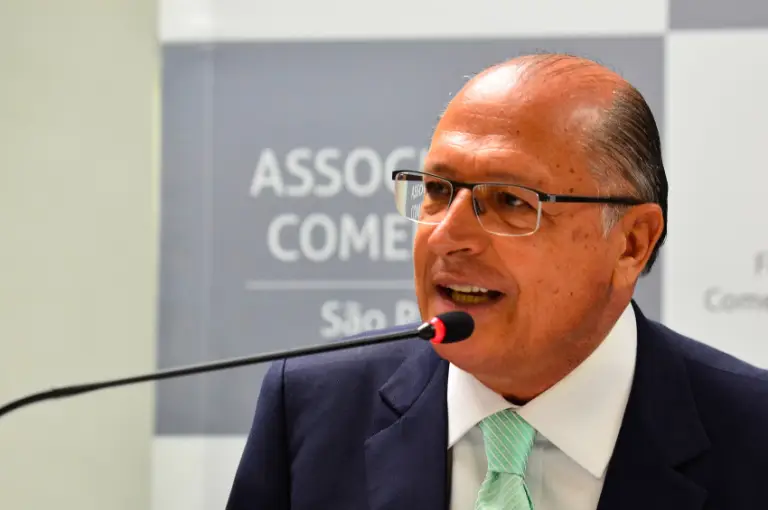 e-preciso-fazer-ajuste-fiscal-