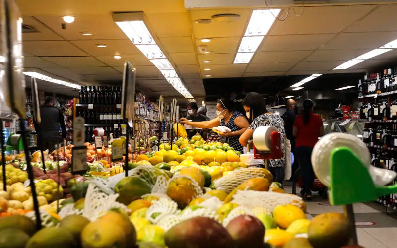 (Foto: Tânia Rêgo/Agência Brasil) Levantamento revela aumento de quase 19% no preço médio de produtos em Manaus