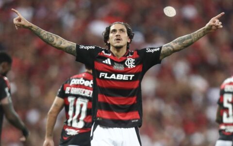 flamengo-sobra-e-goleia-o-cori