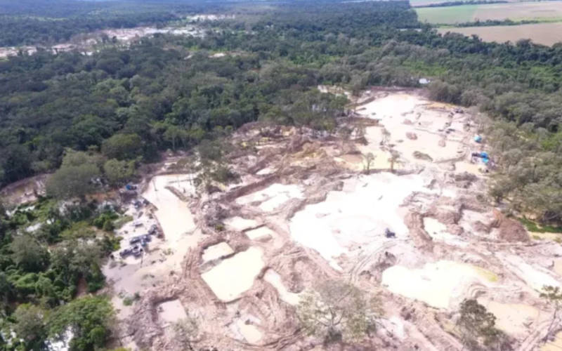 (Foto: Divulgação / Polícia Federal) Garimpo ilegal migra na Amazônia e dispara na TI Sararé (MT), alerta Greenpeace