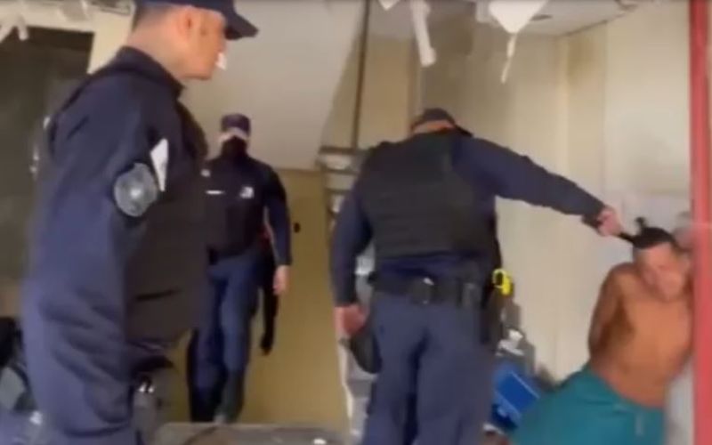 Foto: Divulgação Guarda municipal de Manaus é preso suspeito de agredir homem algemado