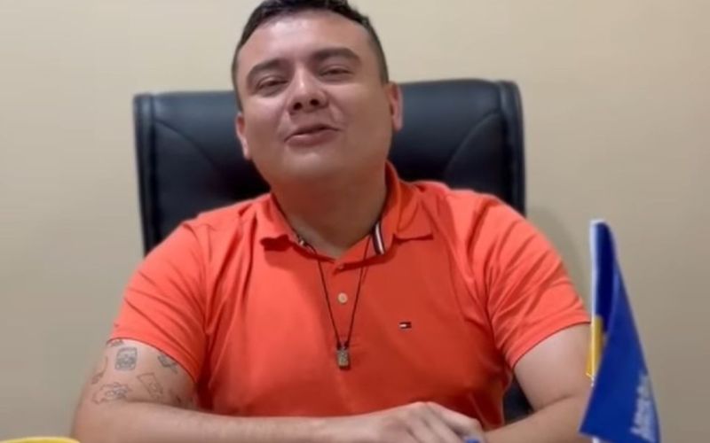 Reprodução / redes sociais MPAM recomenda que prefeito e presidente da Câmara de Novo Airão evitem promoção pessoal