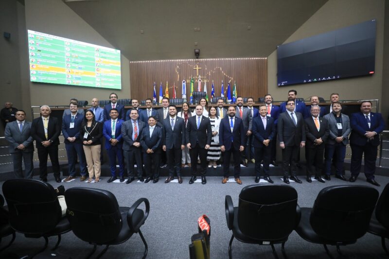 parlamento-amazonico-se-reunir