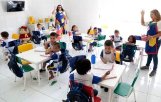 creches-tem-mais-criancas-negr
