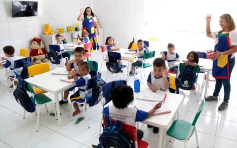 creches-tem-mais-criancas-negr